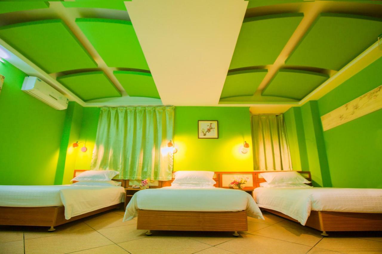 Sanya Tropical Coast Hotel Buitenkant foto